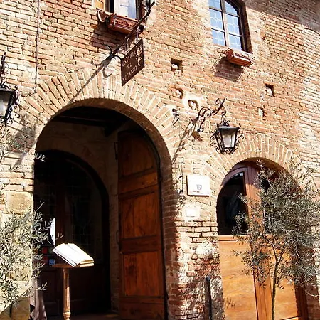 ベッド・アンド・ブレックファスト Osteria Del Vicario 3*